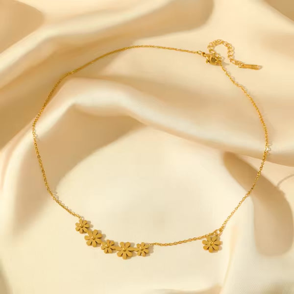 DAISY DROP NECKLACE