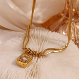 HEART PENDANT NECKLACE